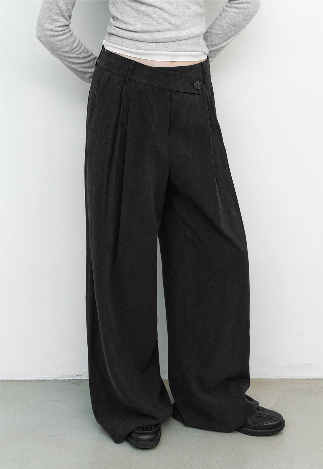 아뜰리에 나인 (PT-5760)UNBAL WAIST CREASE WIDE TWOTUCK PANTS 상품 이미지 2
