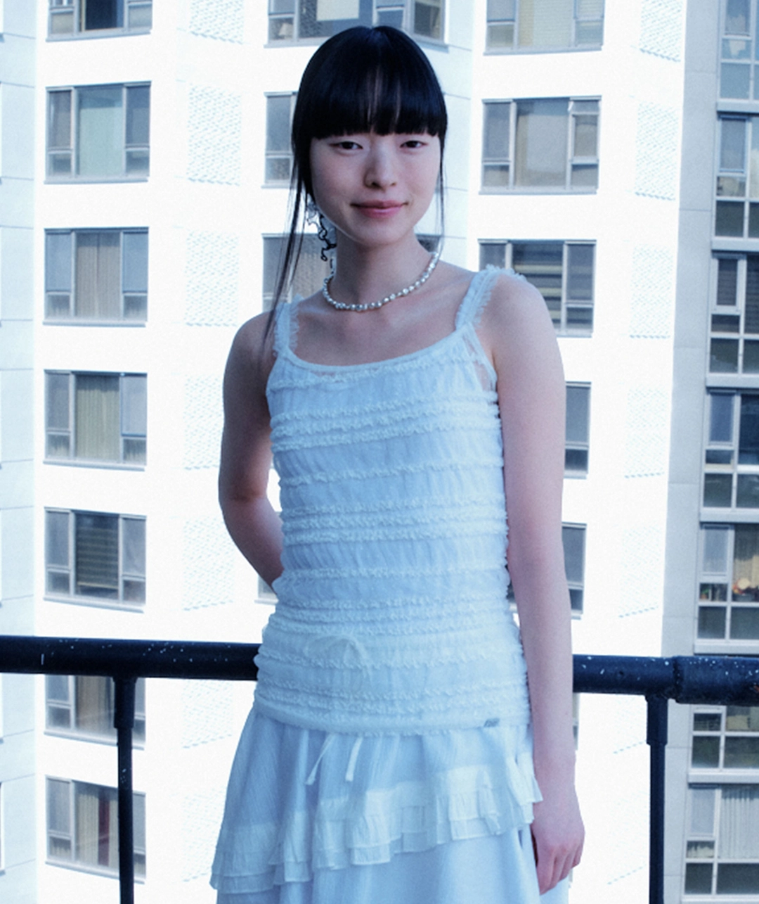타입서비스 Mesh Ruffle Sleeveless Top [White] 상품 이미지 2