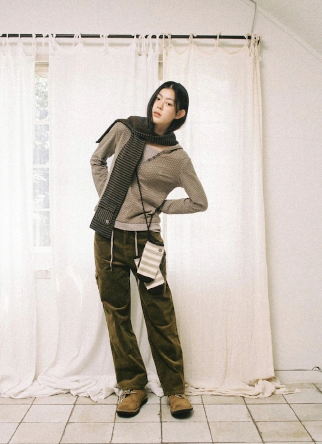 에이이에이이 STRIPE MITTEN GLOVES [KHAKI] 상품 이미지 2