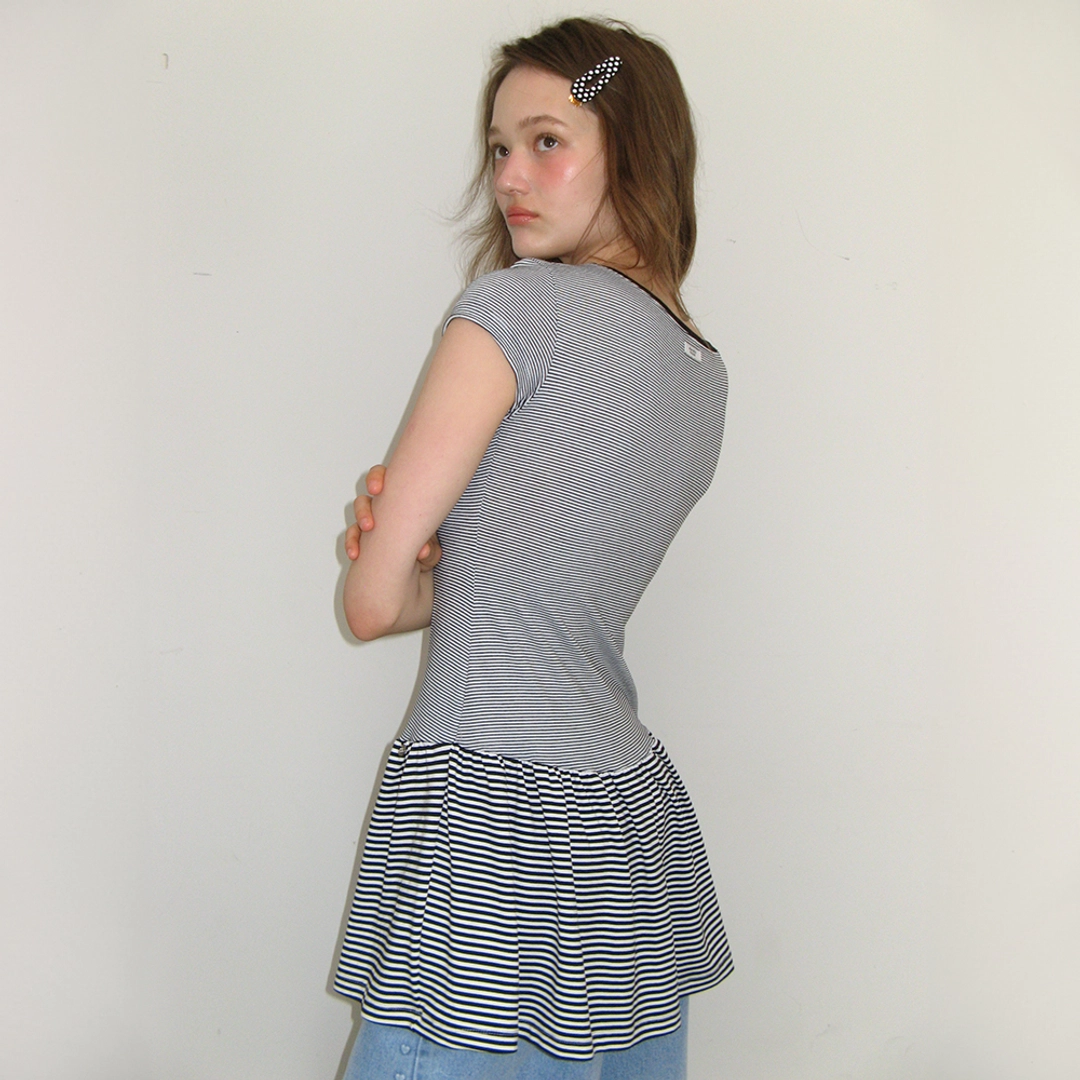 론론 MULTI LAYERED T SHIRT DRESS BLACK STRIPE 상품 이미지 1