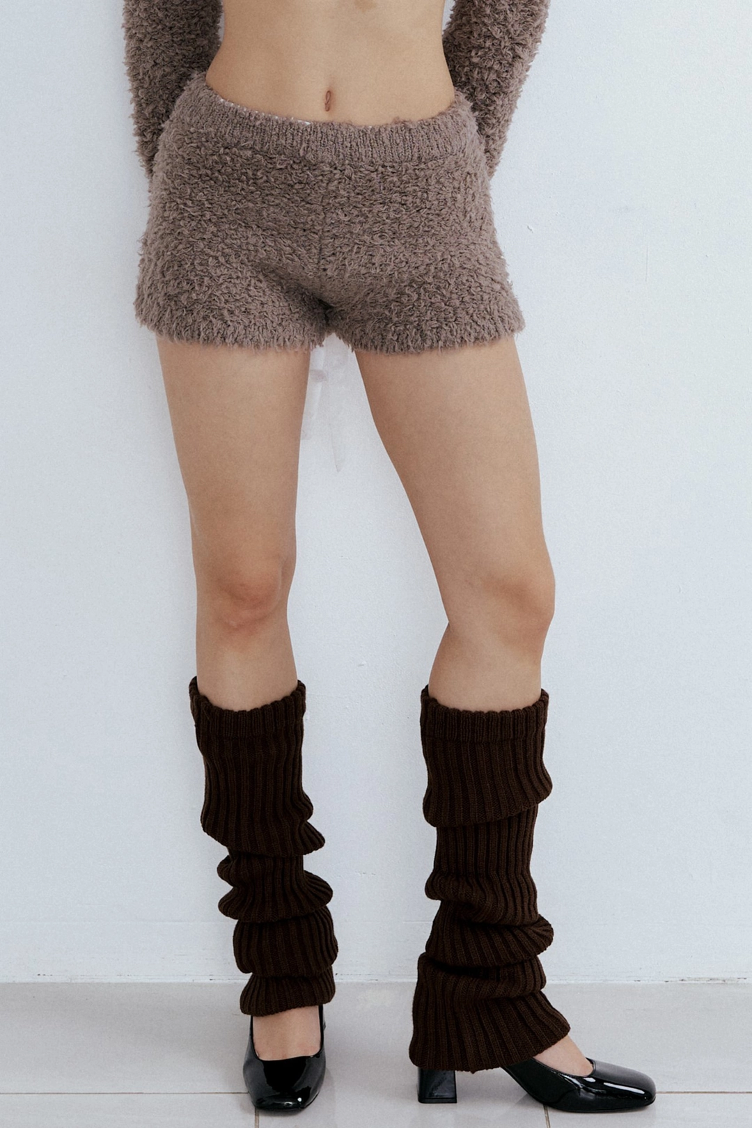 포지프레클즈 Fuzzy Knit Shorts_Mocha 상품 이미지 2