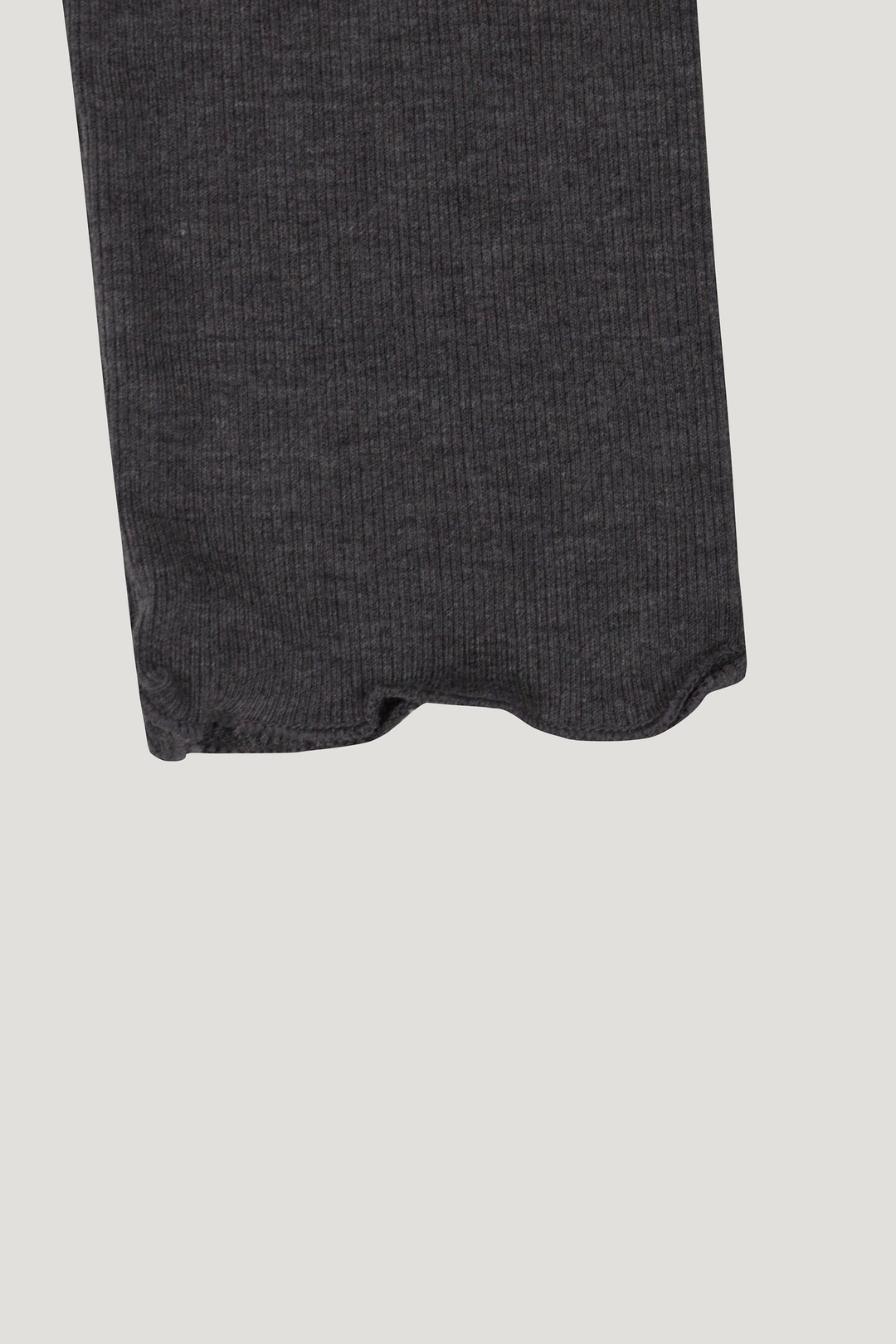 리브어리 Silky Lace Slim Tee (charcoal) 상품 이미지 3