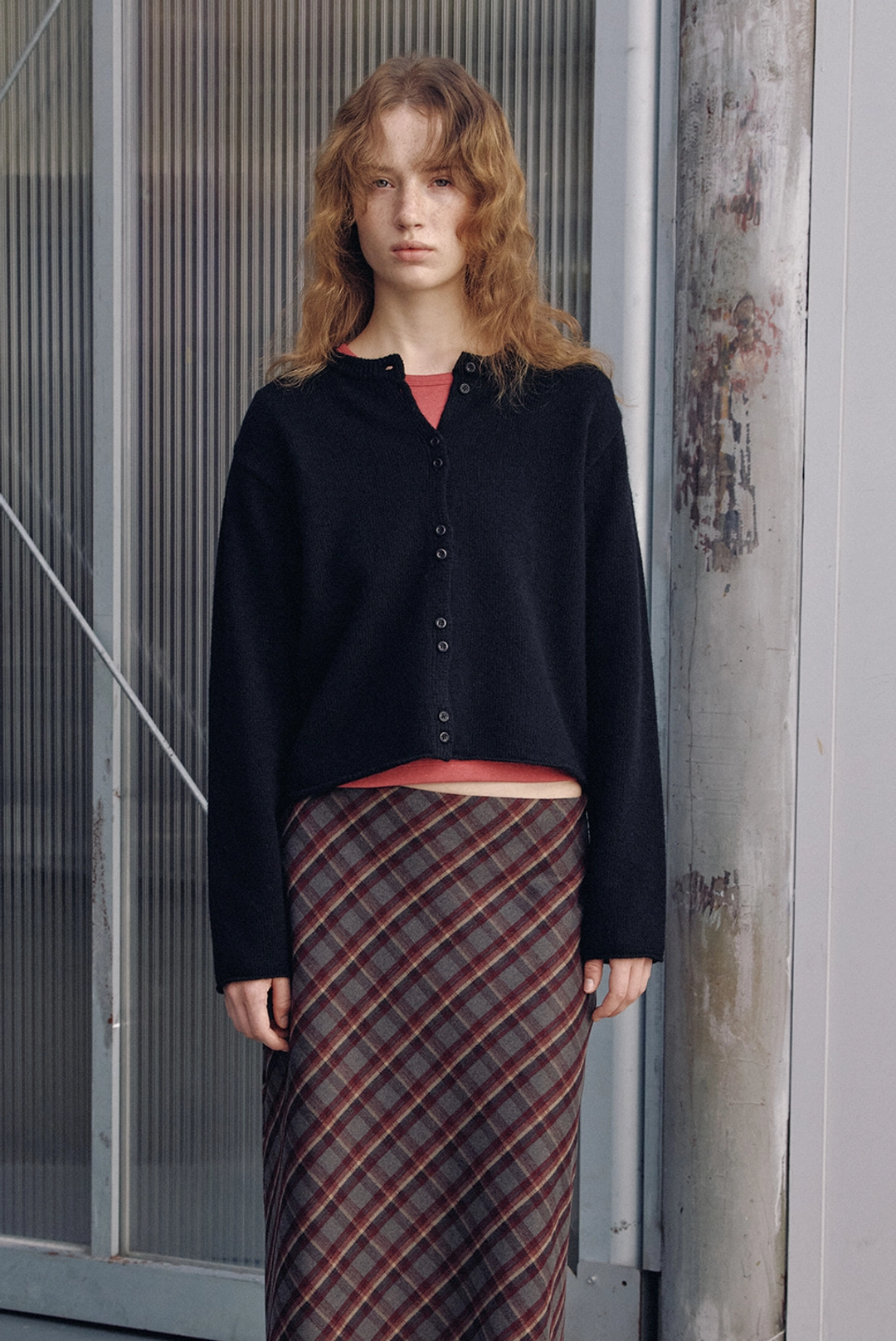 브렌다 브렌든 wool button cardigan - black 상품 이미지 2