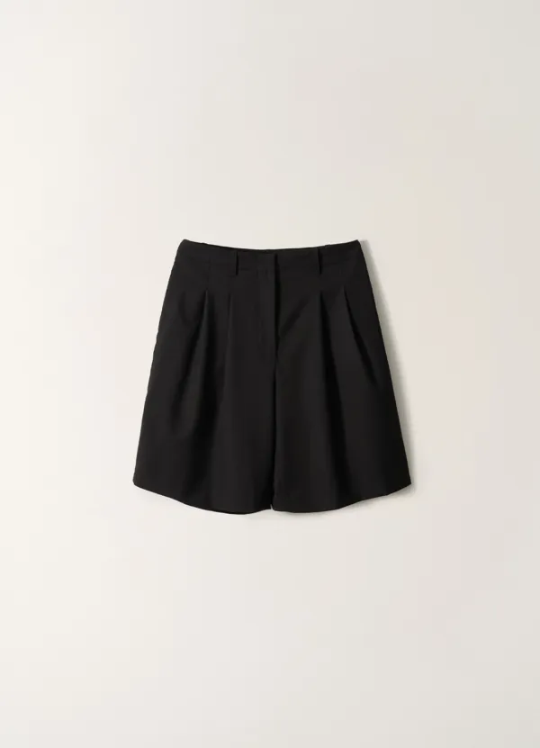 Serene Tailored Shorts (Black)