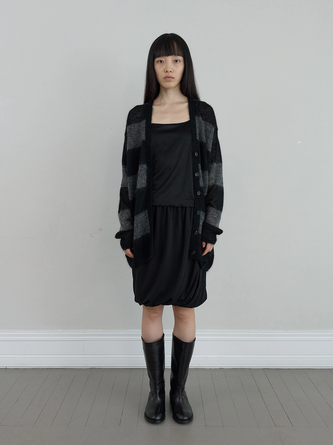 낫띵에브리띵 KID MOHAIR STRIPE CARDIGAN IN GREY-BLACK 상품 이미지 1