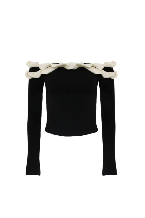 TWIST FRILL OFF-SHOULDER TOP IVORY/BLACK