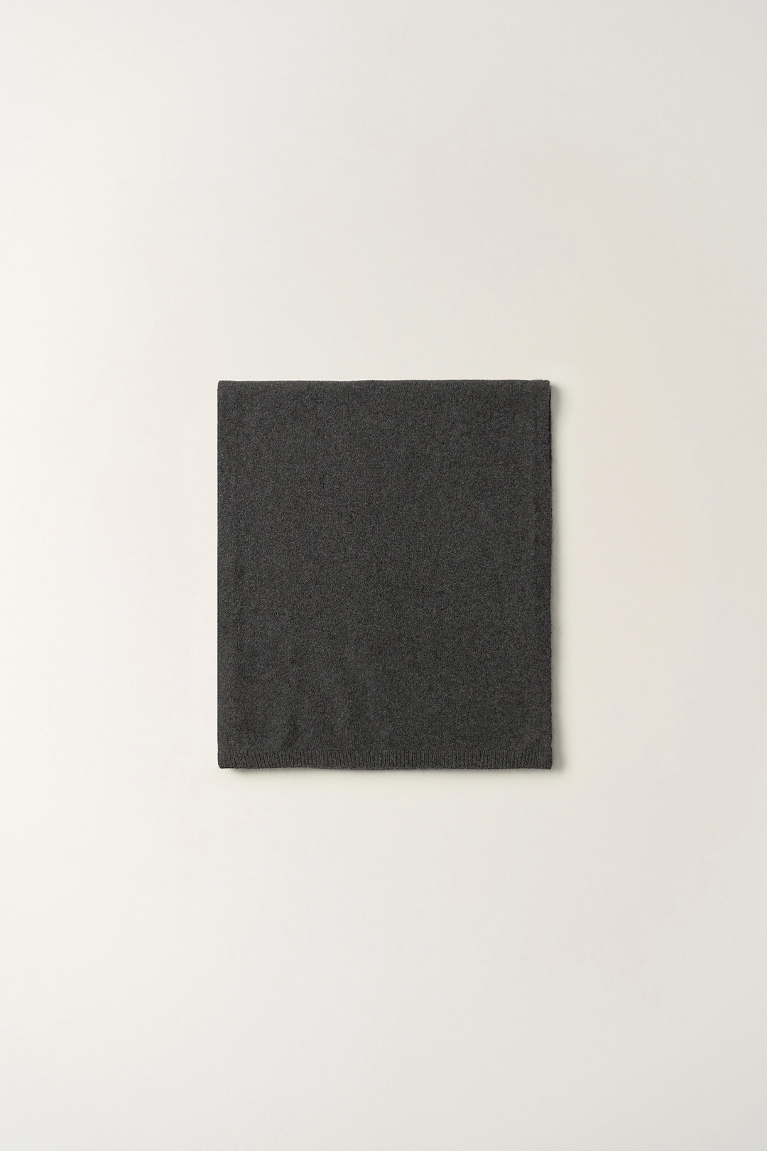 낫띵리튼 2ND / Bisou baby alpaca muffler (Deep charcoal) 상품 이미지 1