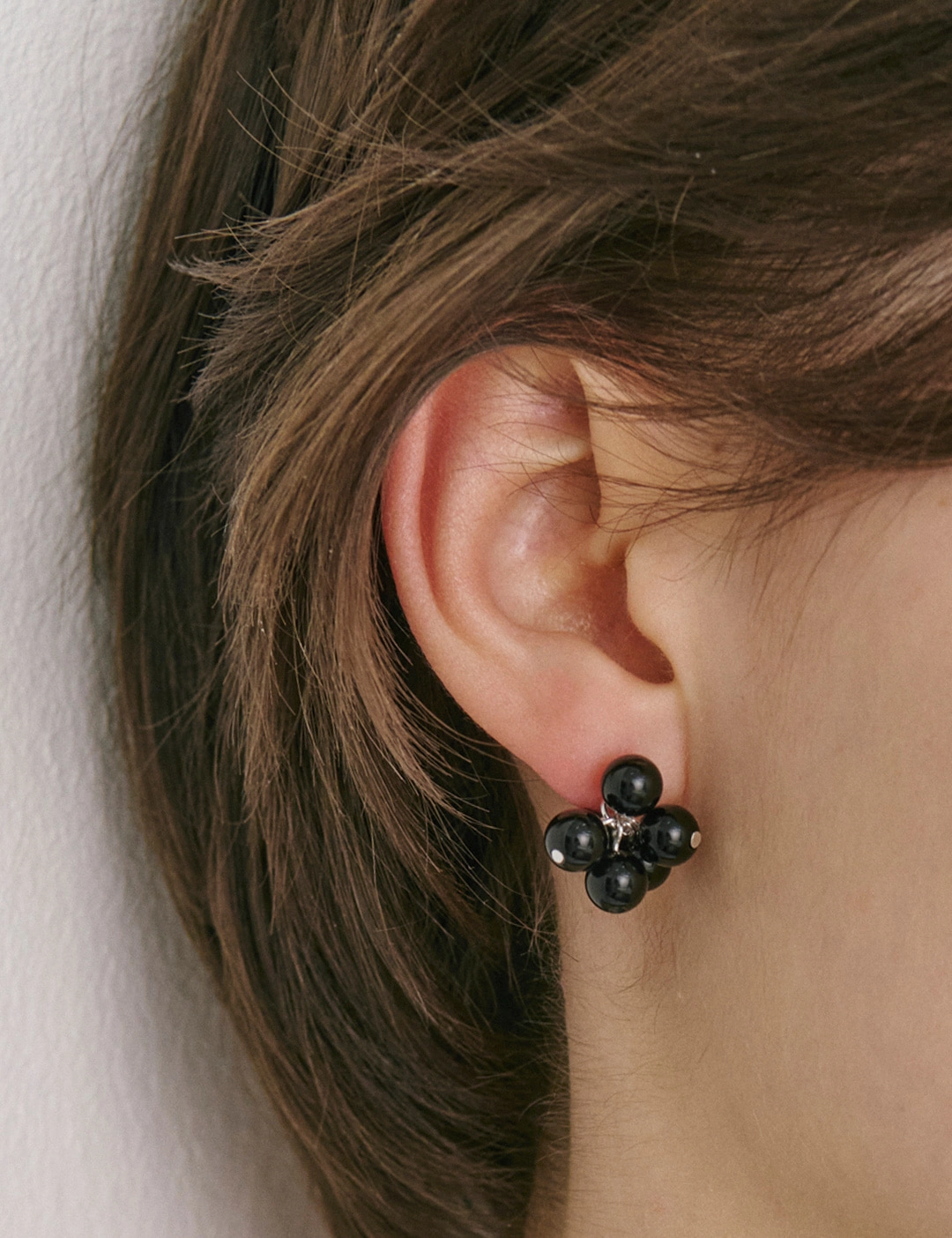 에뜨리브 Black Cluster Earrings 상품 이미지 1