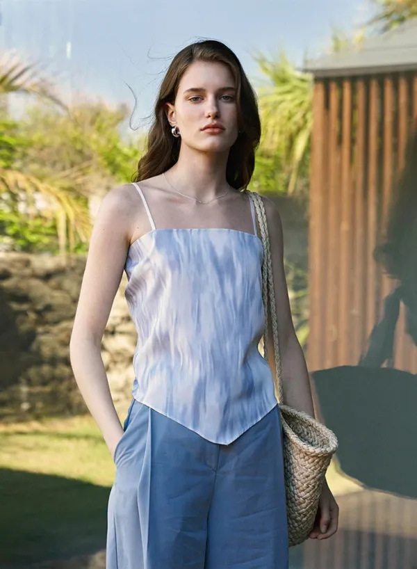 [니브] Back Tie Pattern Sleeveless Top (Ivory)