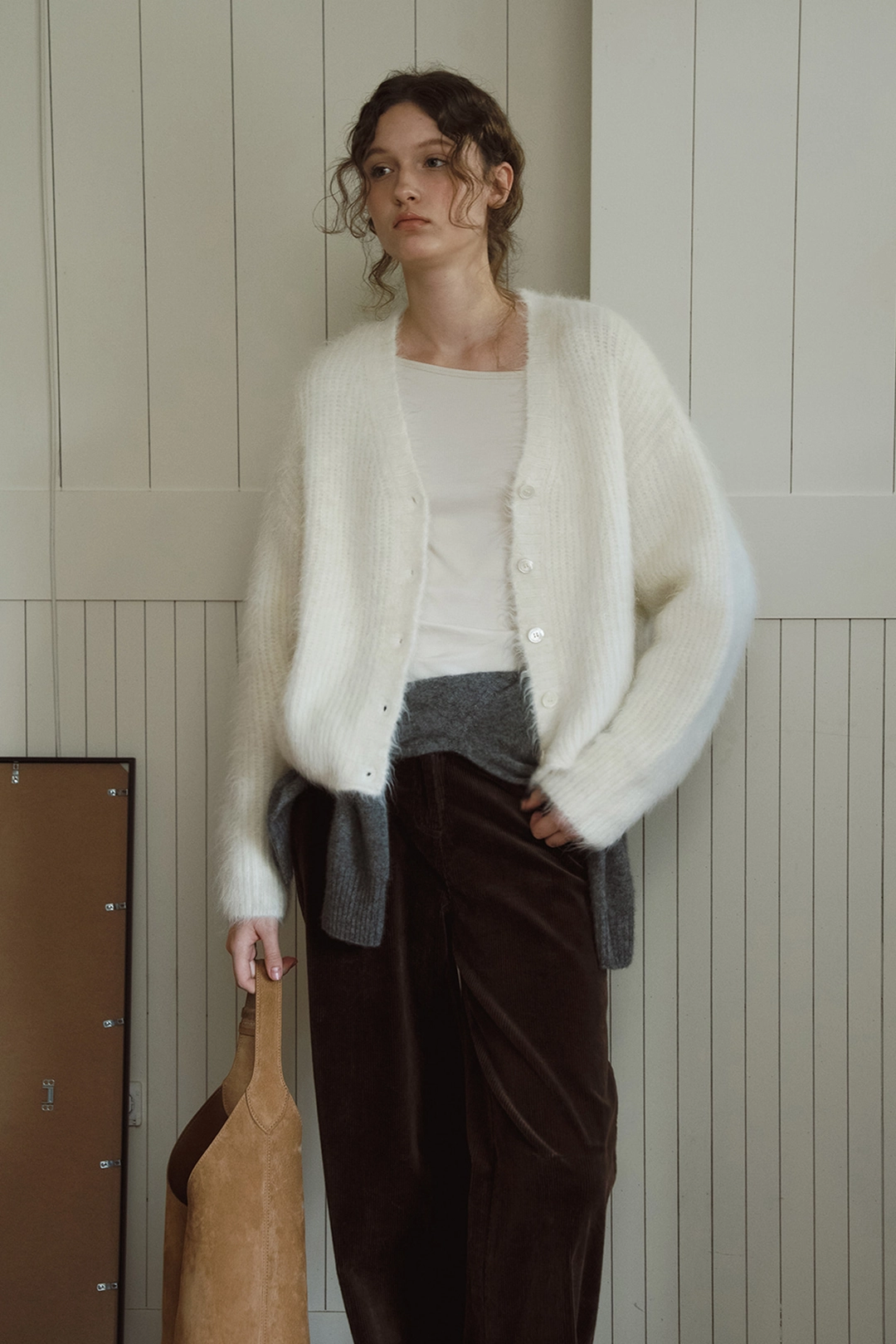 샤드라마 FURRY ALPACA LOOSE FIT CARDIGAN [IVORY] 상품 이미지 2