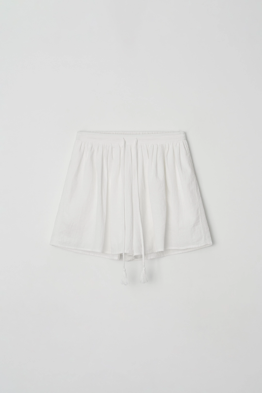 윤슬 bruno tassel shorts (ivory) 상품 이미지 1