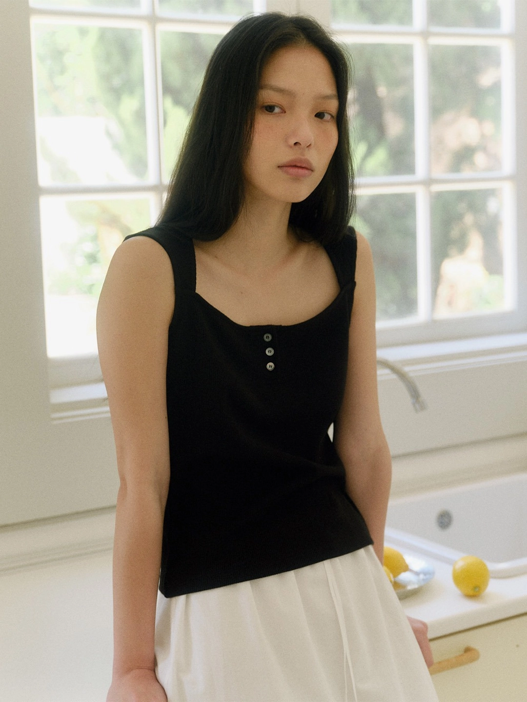 베이오드 Waffle button cap sleeve T-shirt_black 상품 이미지 1