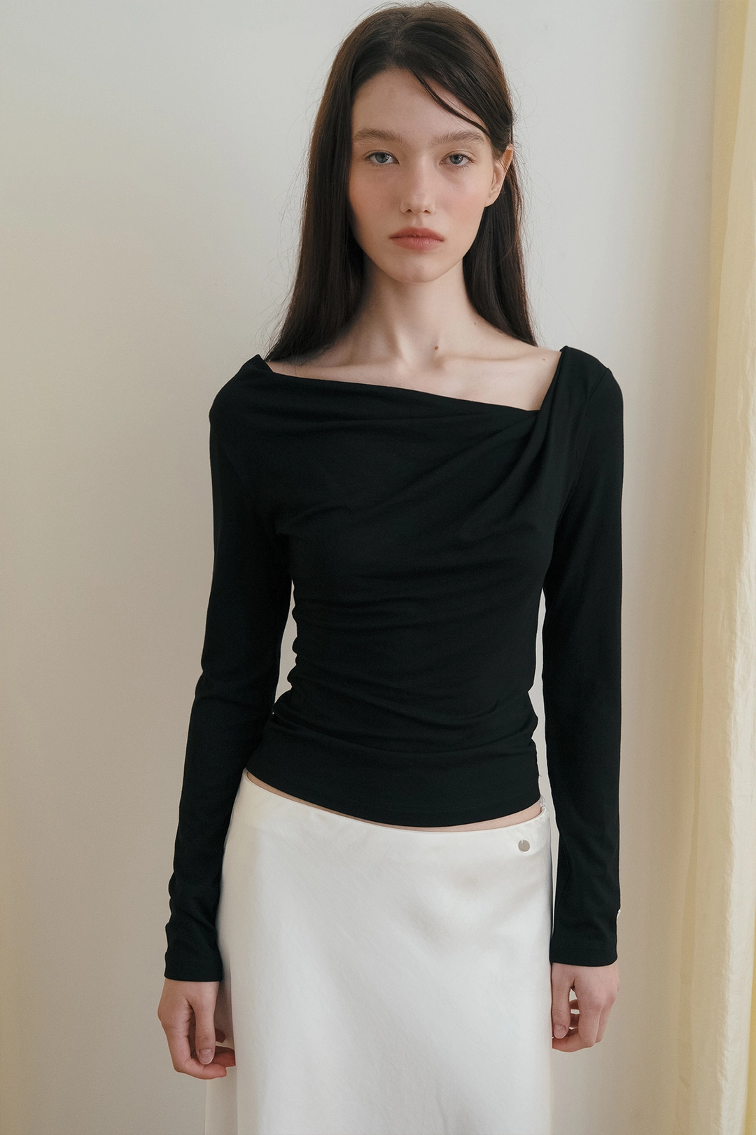 샤드라마 FLUID DRAPE T-SHIRT [BLACK] 상품 이미지 2