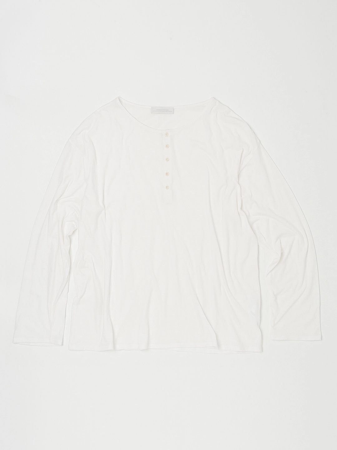 낫띵에브리띵 SUMMER HENLEY TEE IN WHITE 상품 이미지 1