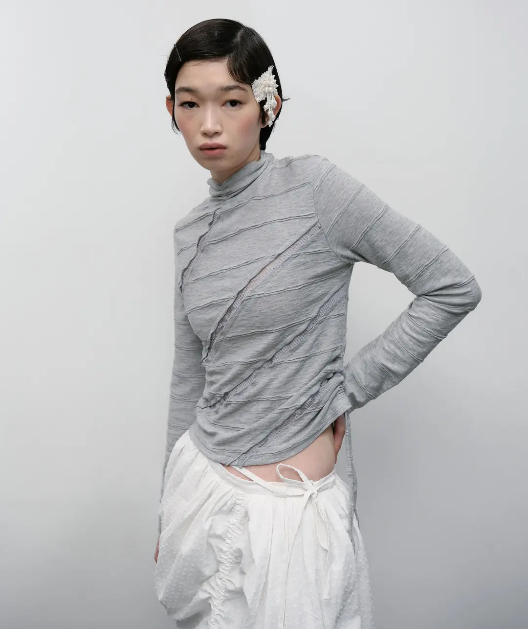 타입서비스 Lettuce Stitch Roll Neck Top [Gray] 상품 이미지 2