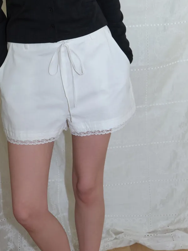 Lon lace shorts (white)