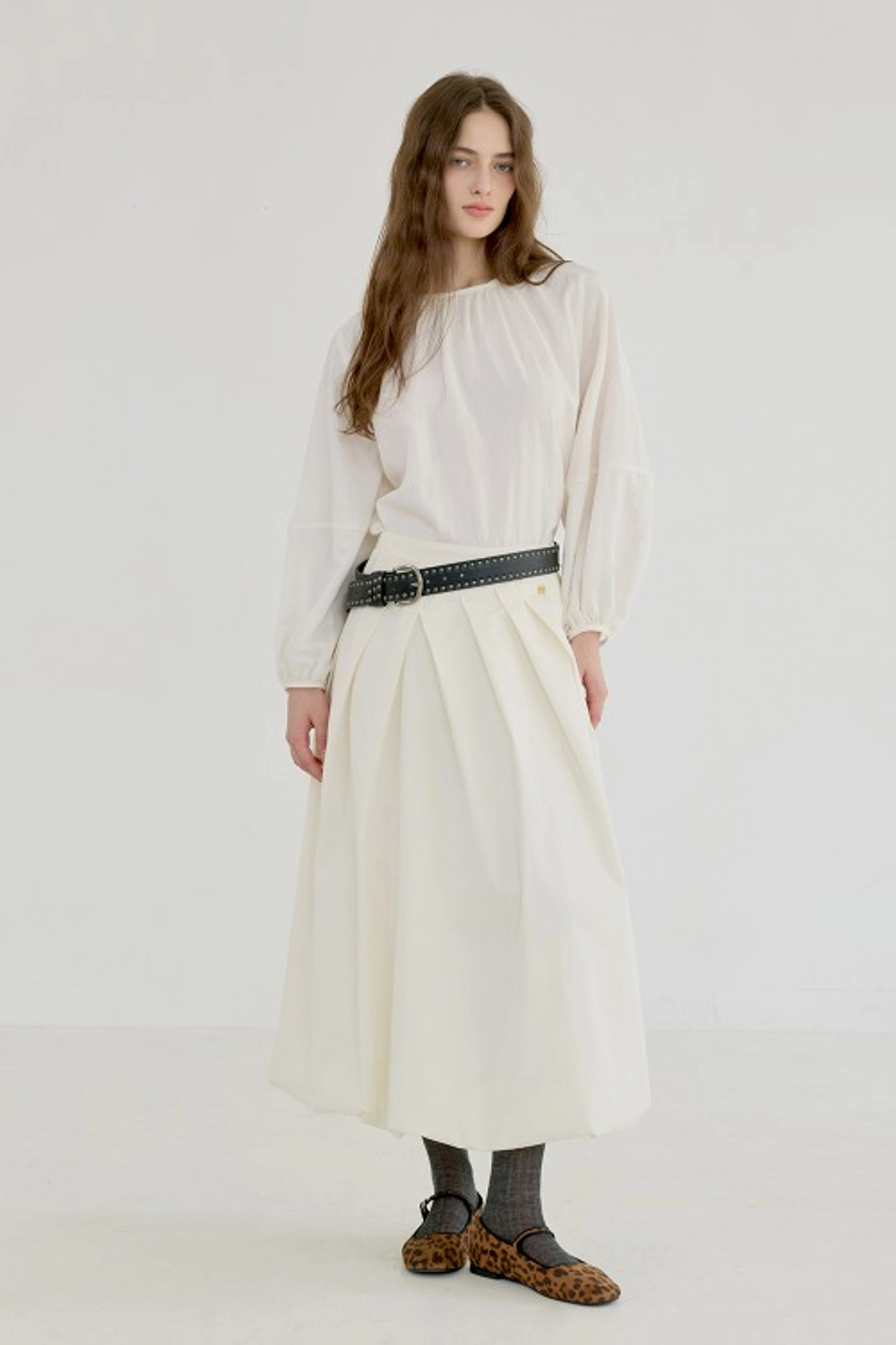 퀸스래빗 Pompom Drawstring Long Skirt 상품 이미지 2