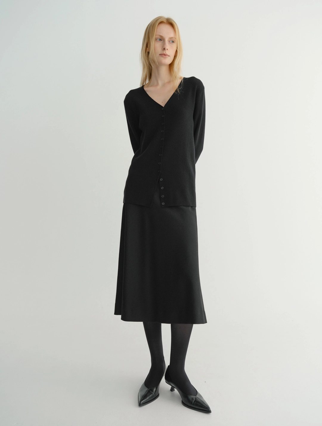 이아 Loe Wool Flare Skirt (Black) 상품 이미지 3
