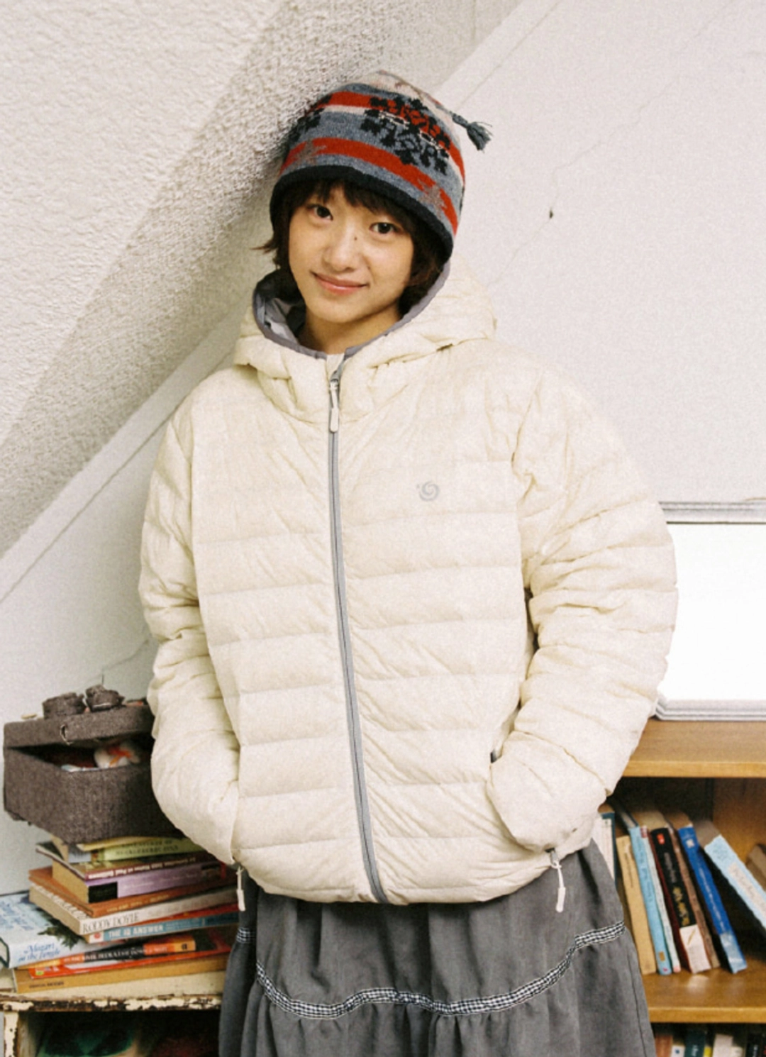 에이이에이이 SYMBOL LIGHT DOWN JACKET [CREAM] 상품 이미지 2