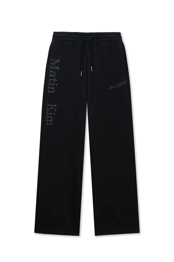ESSENTIAL LOGO SWEATPANTS IN BLACK