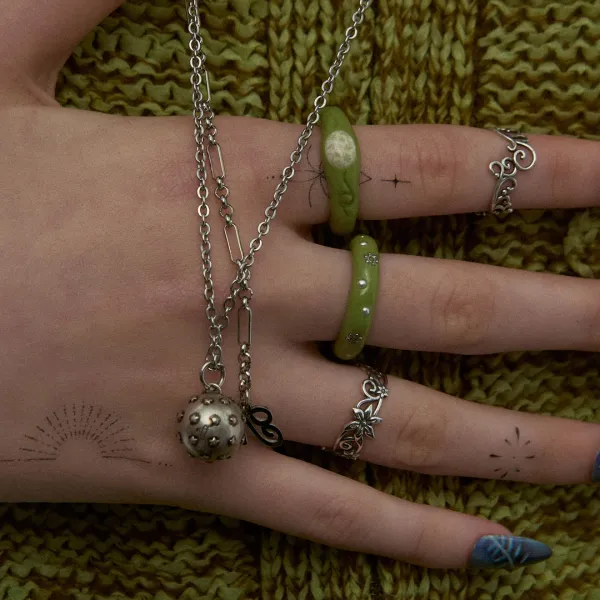 mace necklace-silver