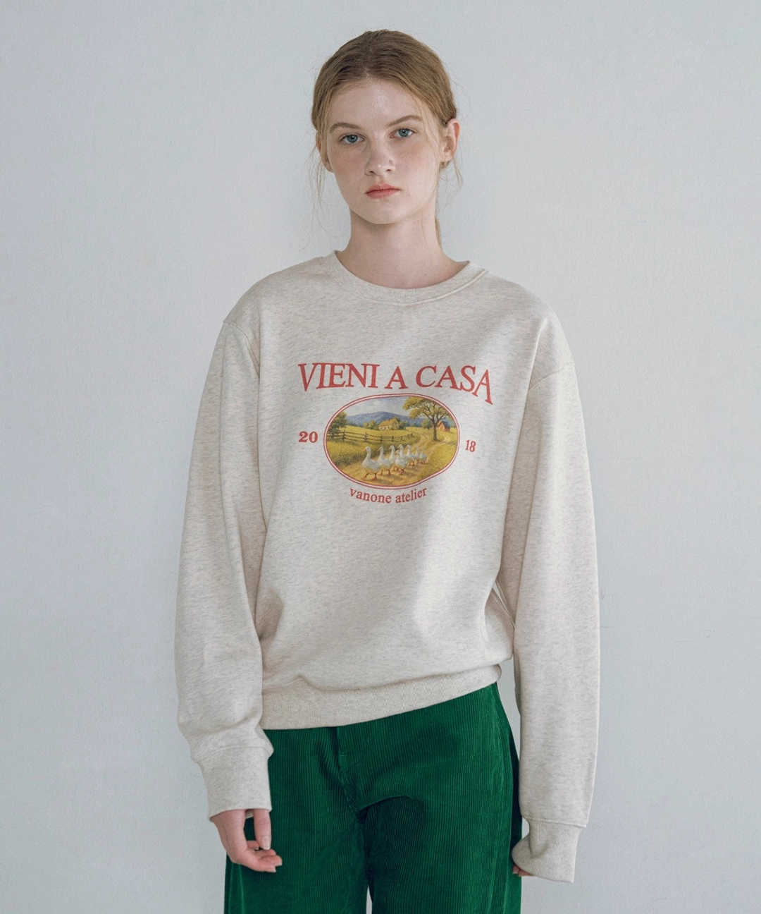 반원 아뜰리에 A3554 VIENI A CASA heritage 스웨트 셔츠_Oatmeal 상품 이미지 2