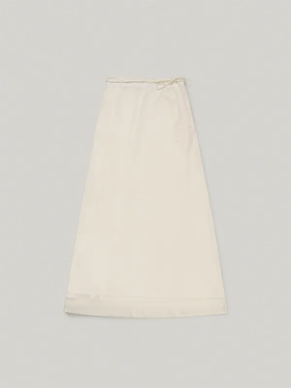 Cheri Flared Long Skirt - Ivory쉐리 플레어 롱 스커트