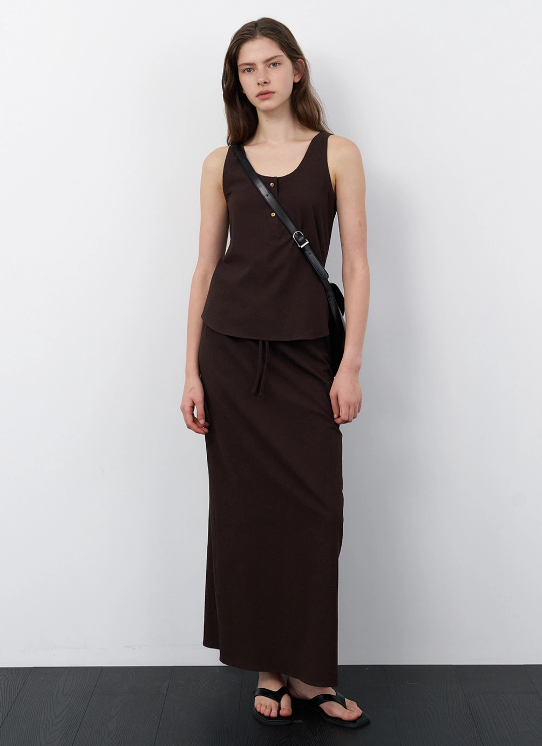 르닐 Elke Seersucker Sleeveless (Brown) 상품 이미지 2