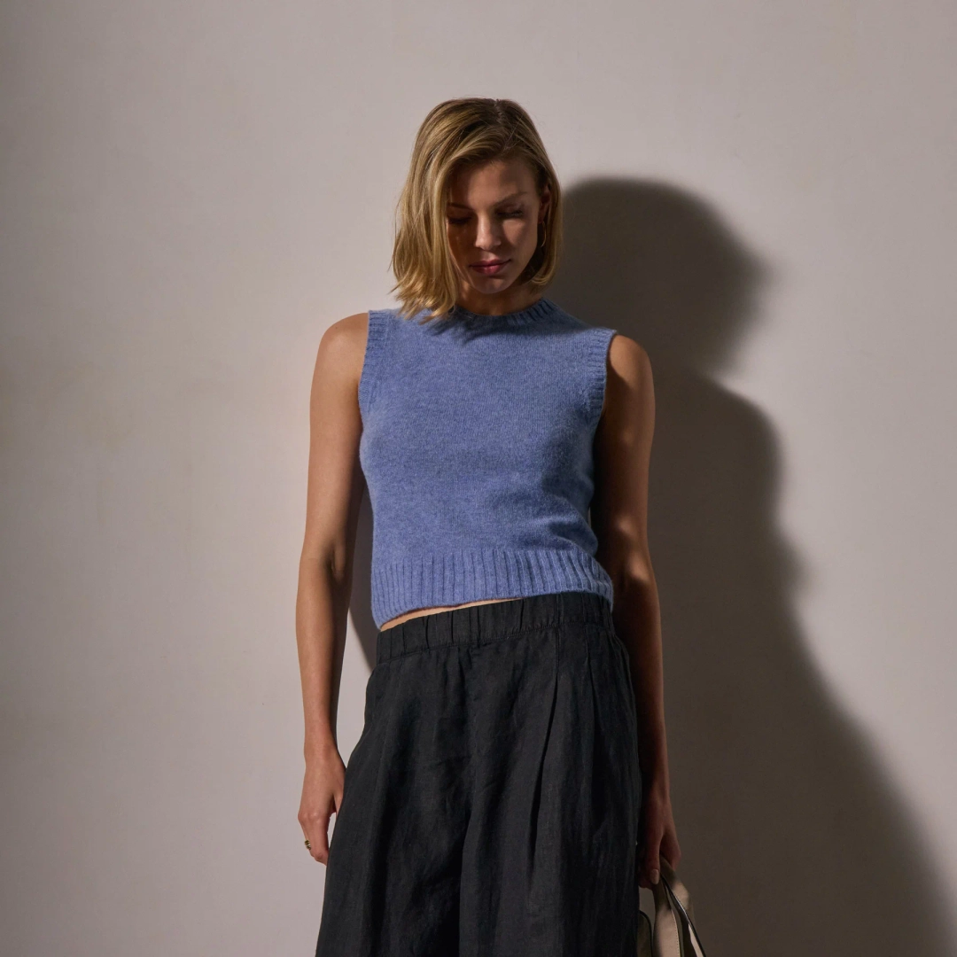 제임스펄스 Soft Featherweight Cashmere Vest - Blue Sky 상품 이미지 1