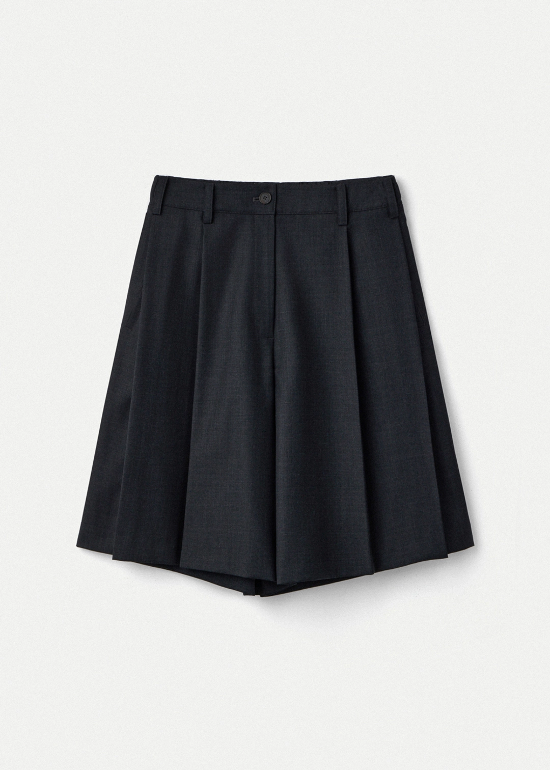 우마뭉 Tropical Wool Tucked Bermuda Pants_Charcoal 상품 이미지 1