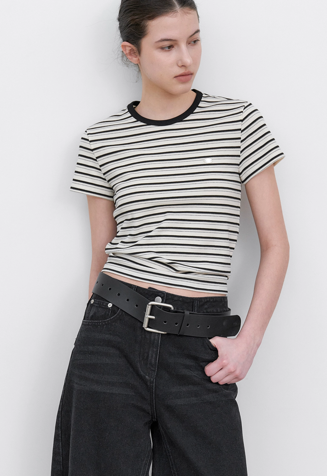 아뜰리에 나인 (T-7163)STRIPE SEMI CROP SLIM TEE 상품 이미지 3