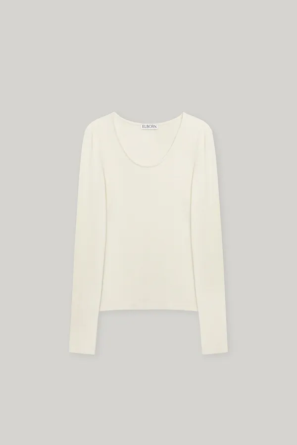 Lisse U-necked Top