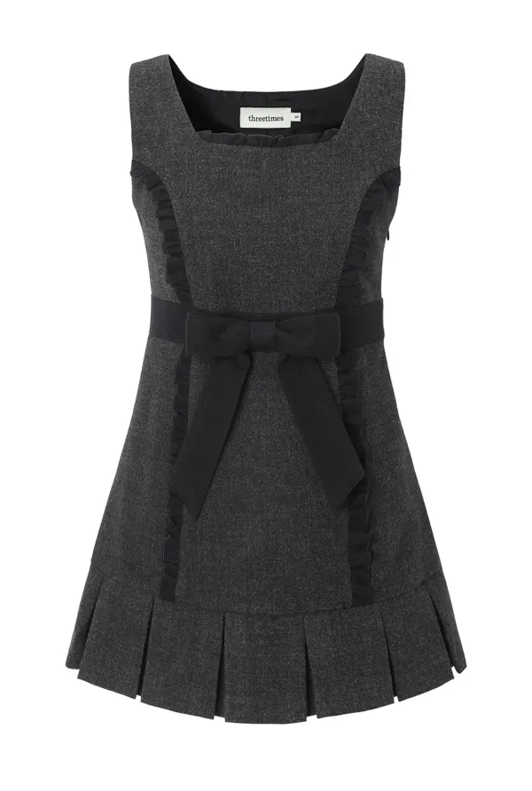 Barbie ribbon dress