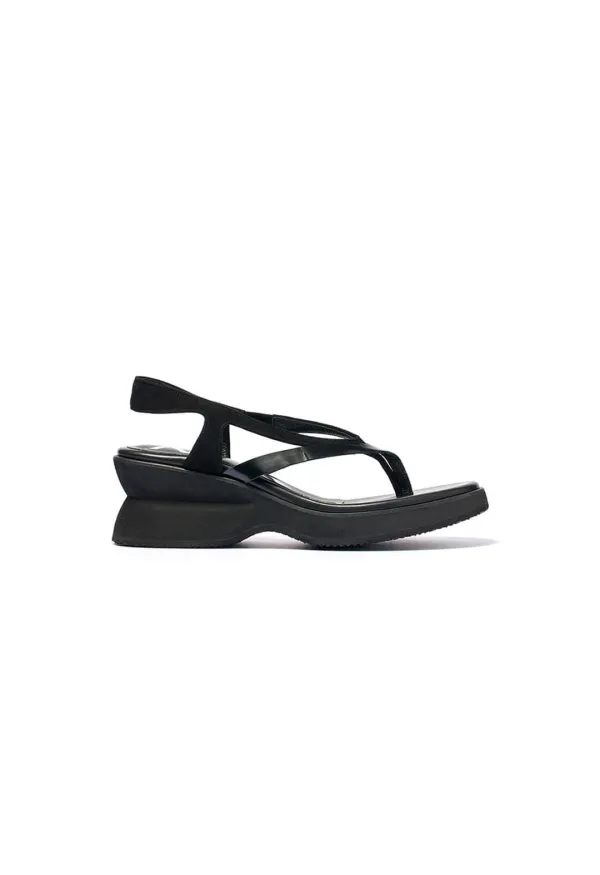 DOUBLE STRAP PLATFORM FLIP FLOPS, BLACK