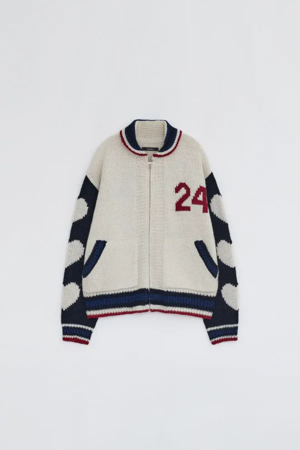 [EXCLUSIVE] HEART JACQUARD ZIP UP