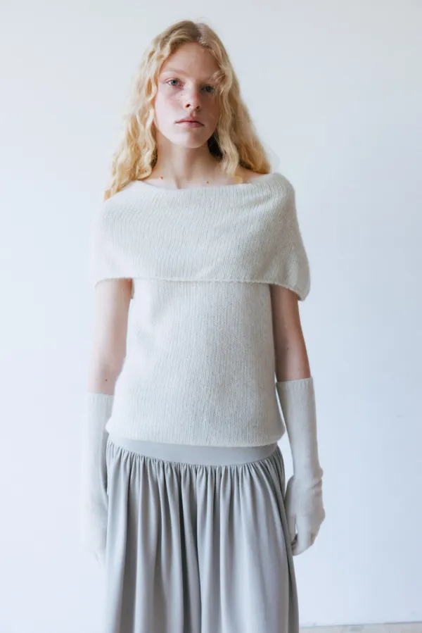 Cape Layered Off-Shoulder Sleeveless (Ivory / Gray)