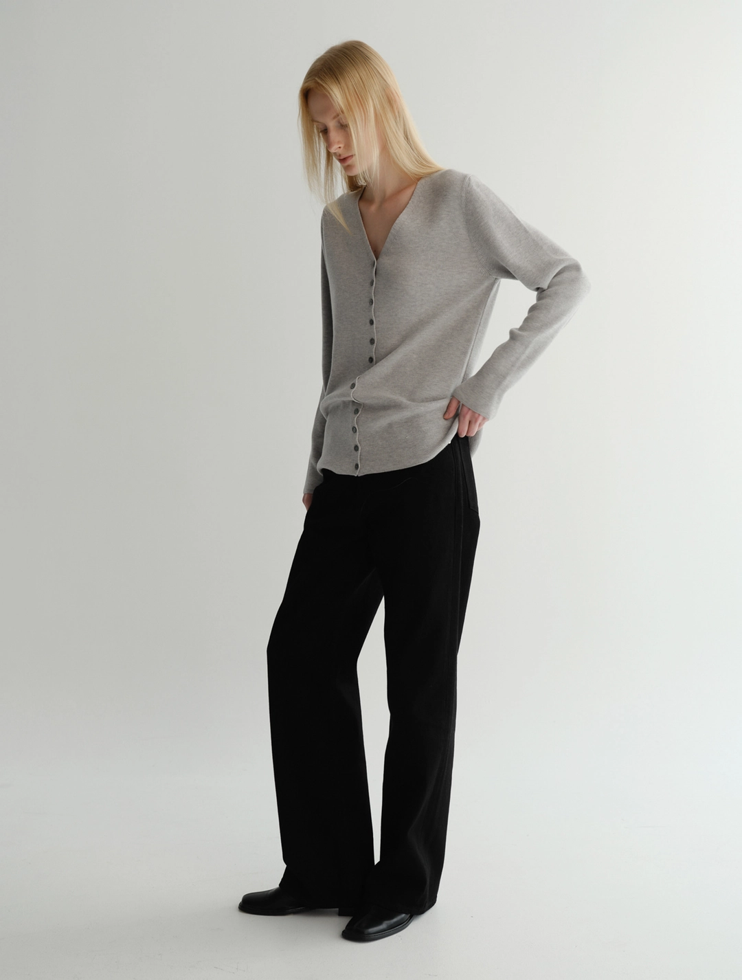 이아 Wool Button Knit Cardigan (Light Grey) 상품 이미지 3