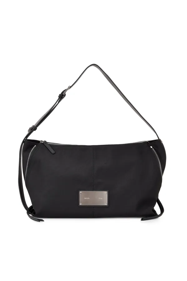 SIDE ZIPPER FABRIC SHOULDER BAG IN BLACK