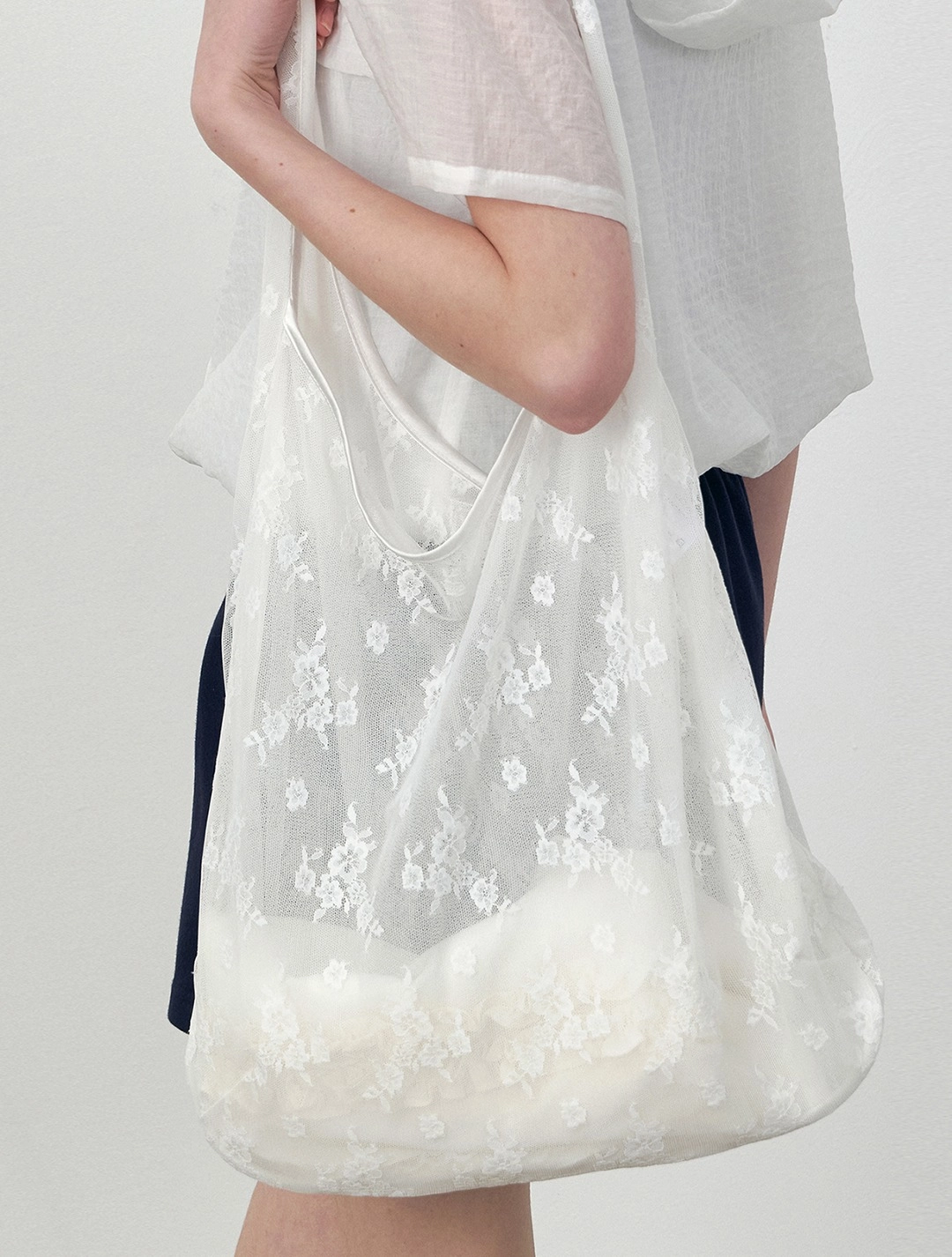 로에일 Lace layered shoulder eco bag_Ivory 상품 이미지 1