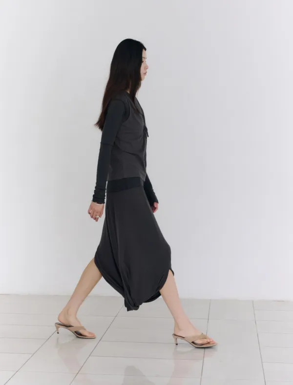 TWO WAY DRAPE SKIRT [CHARCOAL]
