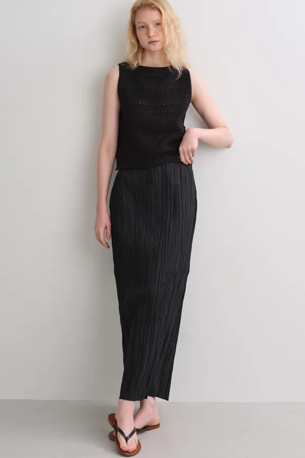 pleats long skirt (black)