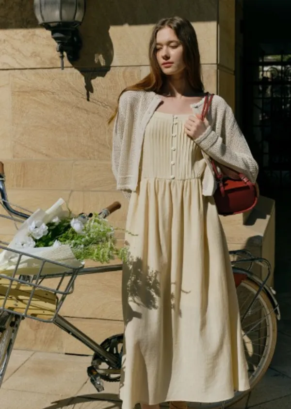 PINTUCK SLEEVELESS DRESS (butter beige)