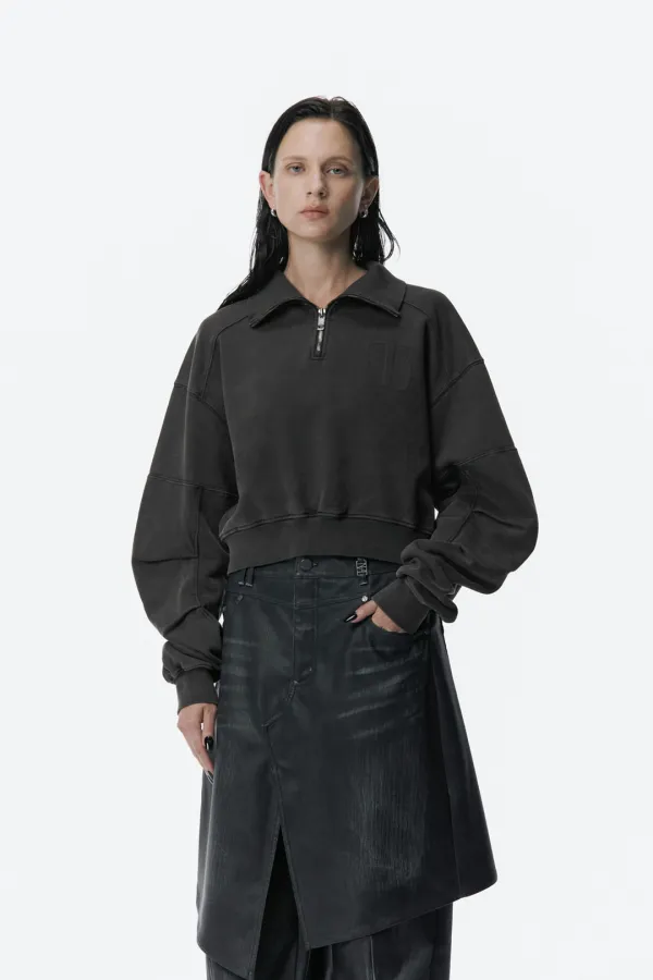 Embossed High-Neck Short Zip-up [ Black ]