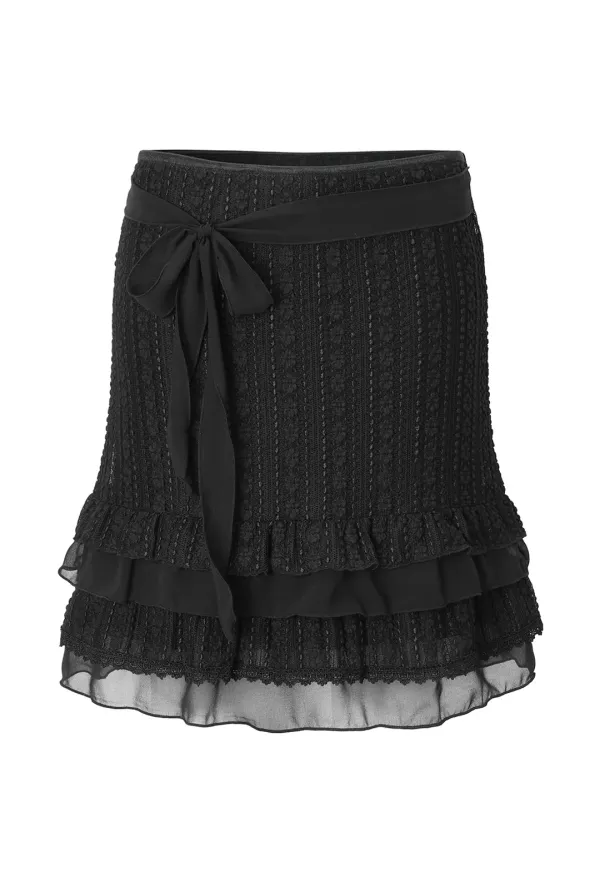 Vanilla lace skirt