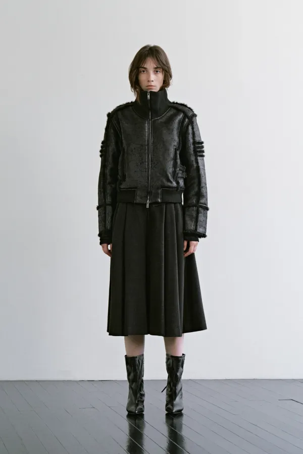 High-Neck Ribbed Crack Shearing Jacket [ Black ]