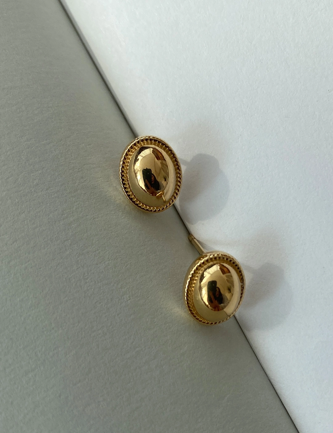 에뜨리브 Olivia Earrings_Gold 상품 이미지 3