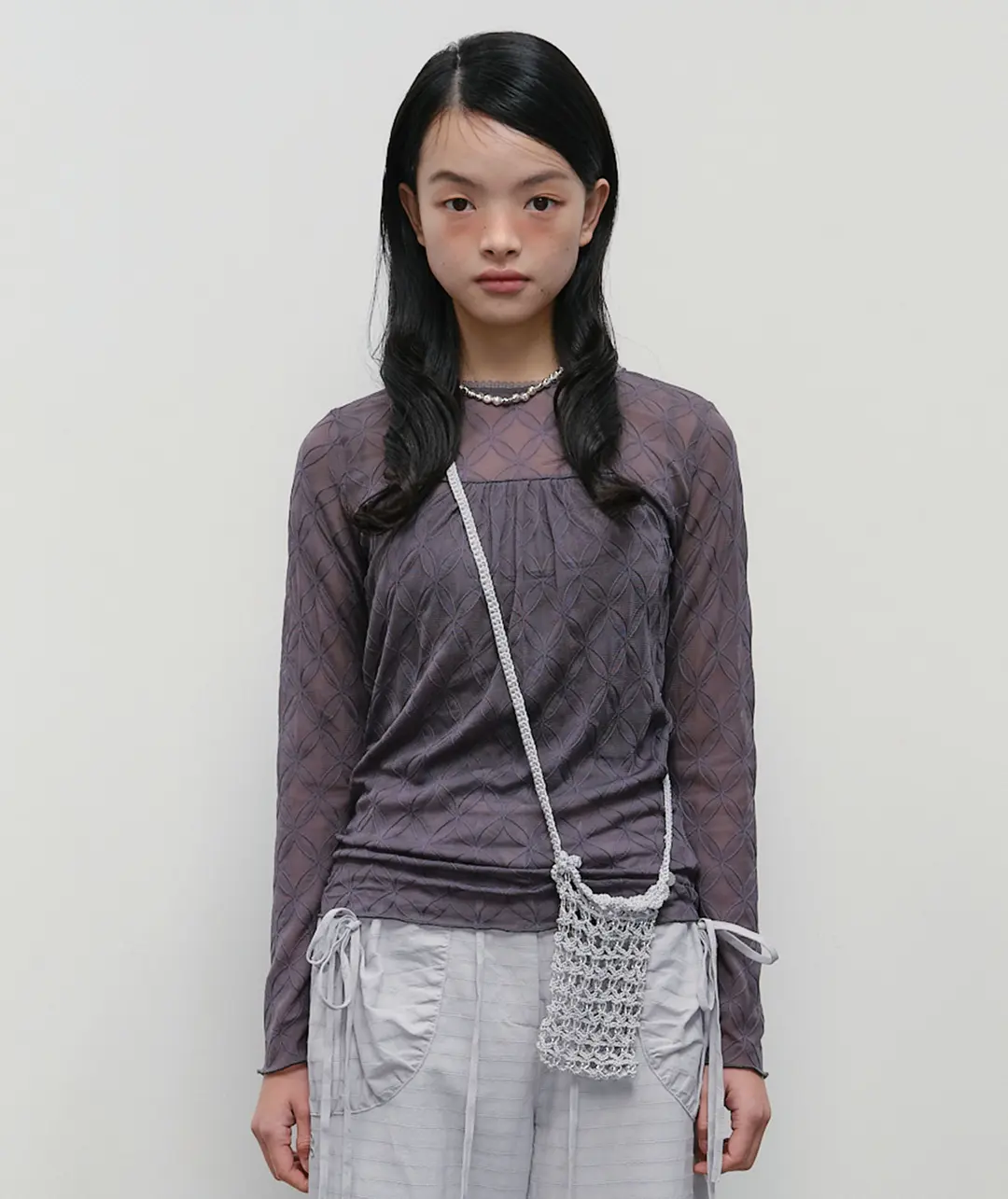 타입서비스 Lace Textured Tucked Top [Charcoal] 상품 이미지 2