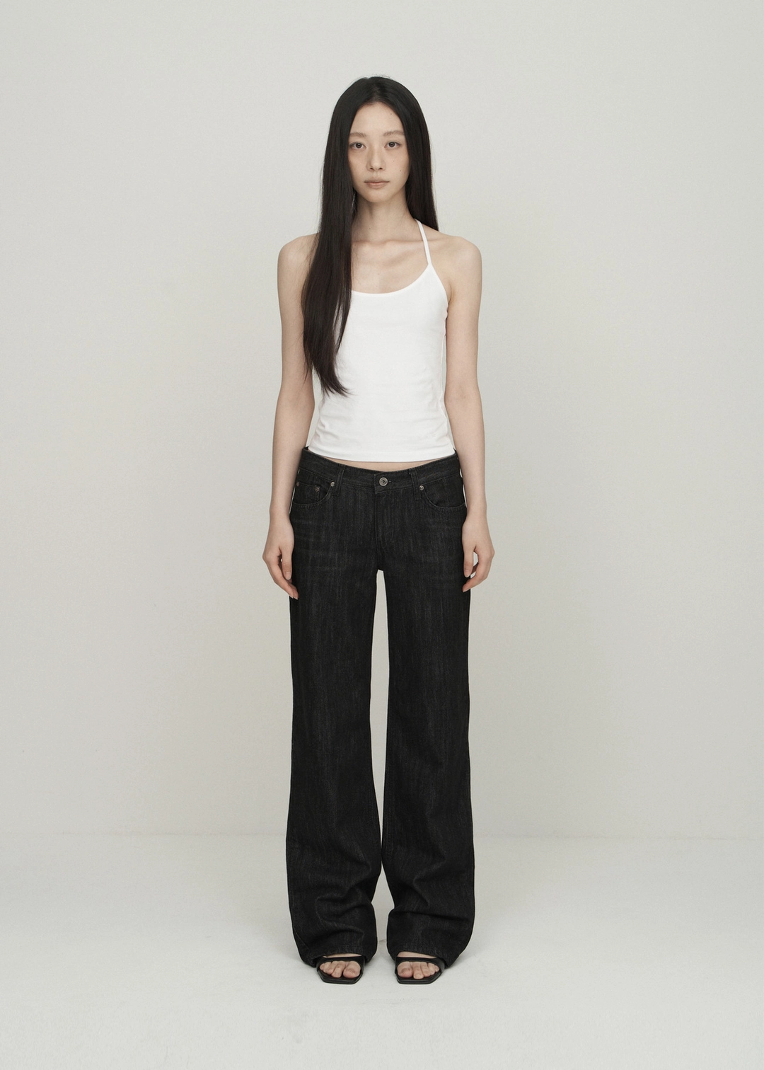 보헤미안서울 [2ND 11/3~ 발송] BASIC STRAP SLEEVELESS, WHITE - bohemseo 상품 이미지 2