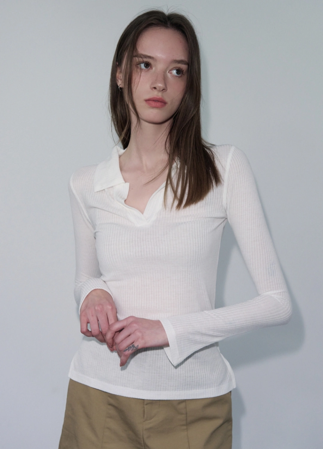 레더리 소프트 리브드 카라 탑 [IVORY] 상품 이미지 2
