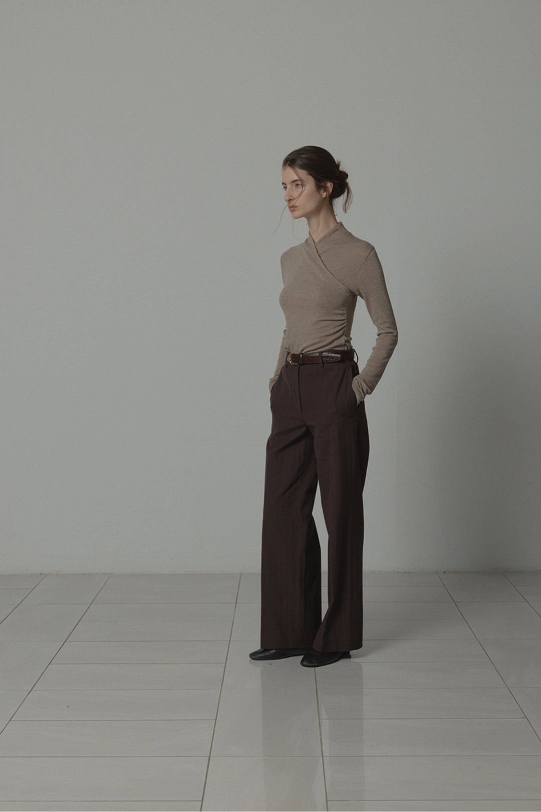 르917 REFINED WOOL BLEND TROUSERS [BROWN] 상품 이미지 2